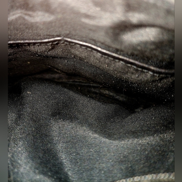 ETIENNE AIGNER ADJUSTABLE SHOULDER PURSE - Picture 8 of 9